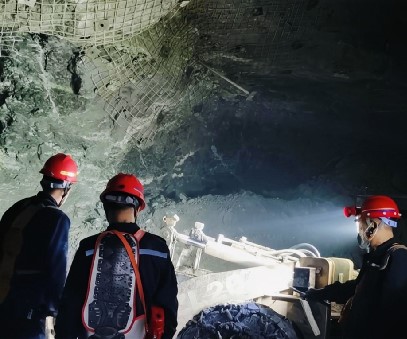 西溝鐵礦｜織密安全防護網，護航全年“零傷亡”